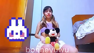Bonneyuwu - 12&colon;21 me doy en cuatro con el dildo